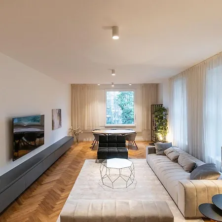 Exclusive Jm -par391 Apartment